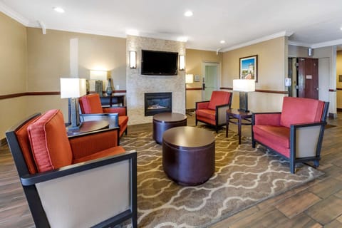 Comfort Suites Near Six Flags Magic Mountain Hôtel in Valencia
