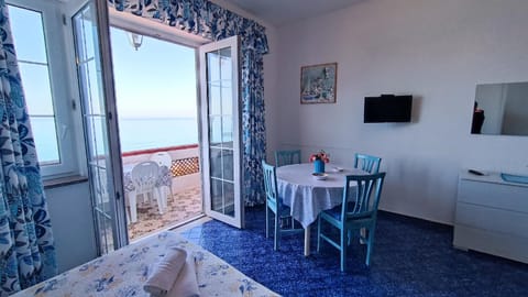 Bedroom, Sea view