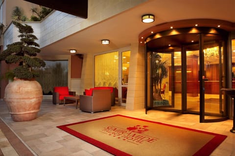 Semiramide Palace Hotel Hotel in Castellana Grotte