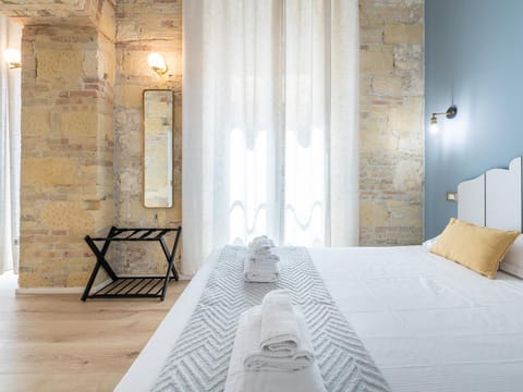 Orma Design Rooms - Historic centre Bed and Breakfast in Cagliari