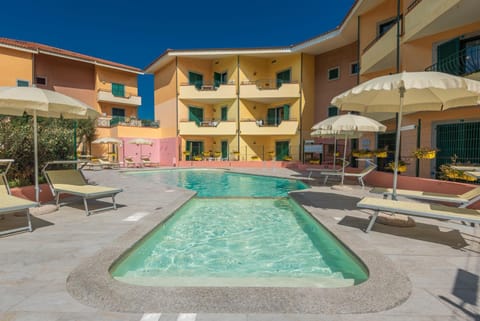 Residence I Mirti Bianchi Apartment hotel in Santa Teresa Gallura