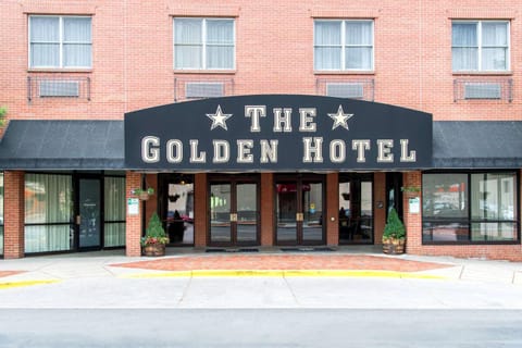 The Golden Hotel, Ascend Hotel Collection Hôtel in Golden