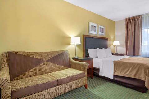 Quality Inn & Suites Lakewood - Denver Southwest Hotel in Lakewood