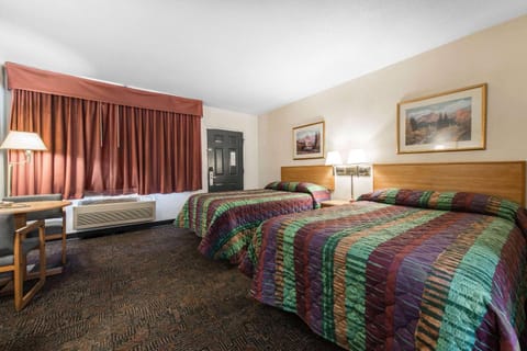Rodeway Inn & Suites Colorado Springs Hotel in Colorado Springs