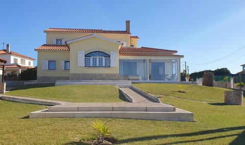 Casa Harmonica com vista mar Casa in Lisbon District