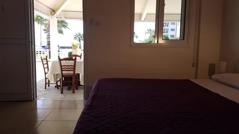 ZORBAS Sea View No 1 - Antoniella Apartment in Larnaca