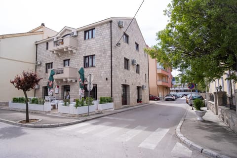 Apartmani Vila Kosa Appart-hôtel in Dubrovnik-Neretva County
