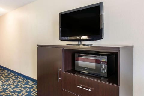 Comfort Inn & Suites Near Universal Orlando Resort-Convention Ctr Hotel in Orlando