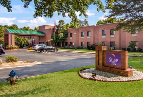 Sleep Inn near The Avenue Hotel in Peachtree City