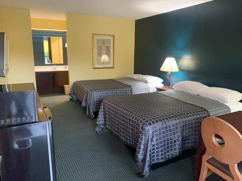 Relax Inn & Suites Motel in Dublin