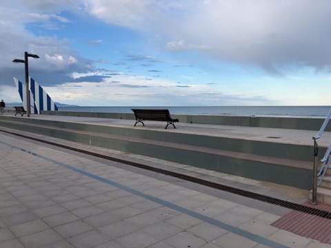 Luminoso apartamento con piscina en Playa Morro de Gos Copropriété in Oropesa del Mar