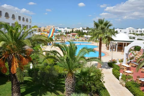 View (from property/room), Pool view