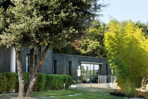 Property building, On site
