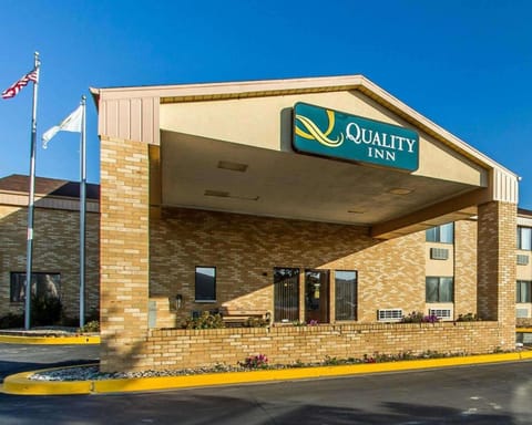 Quality Inn Burlington near Hwy 34 Hotel in Burlington