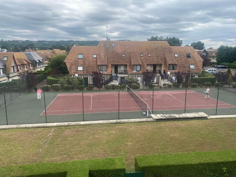 Picsine, Tennis résidence sévigné 300m mer Apartment in Deauville