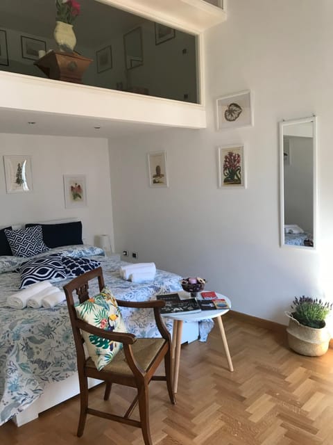 Ella's Home Apartment in Naples