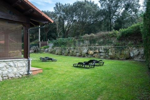 Chalet El Ñeru House in Asturias