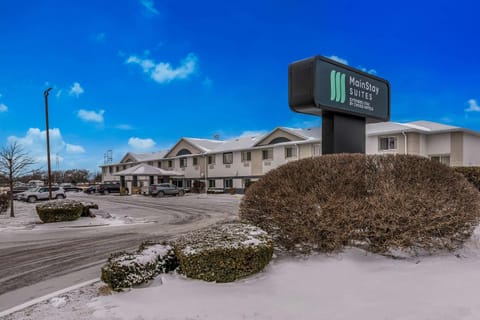 MainStay Suites Joliet I-80 Hotel in Joliet