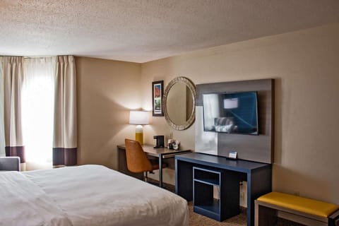 Comfort Inn & Suites Geneva- West Chicago Hotel in Batavia