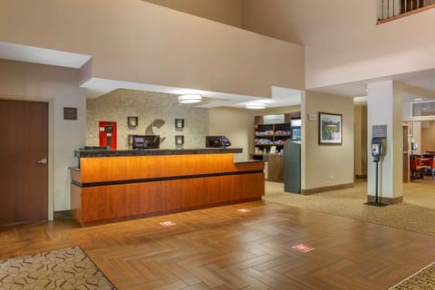 Comfort Suites Grayslake near Libertyville North Hotel in Illinois