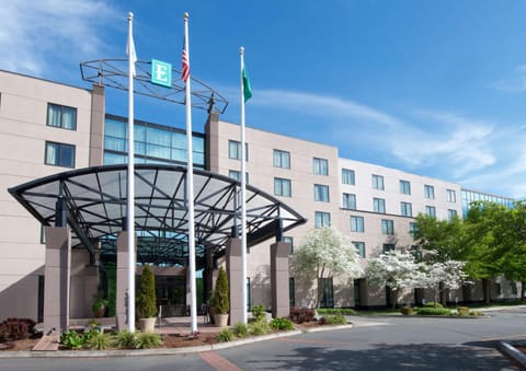 Embassy Suites by Hilton Seattle North Lynnwood Hotel in Lynnwood