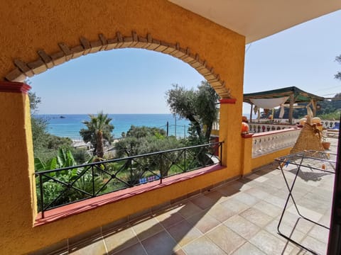 Pelekas Beach Apartments Rolling Stone Apartment in Corfu, Greece