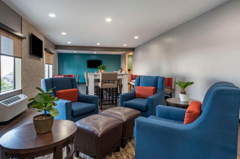 Comfort Inn Indianapolis Airport Hotel in Plainfield