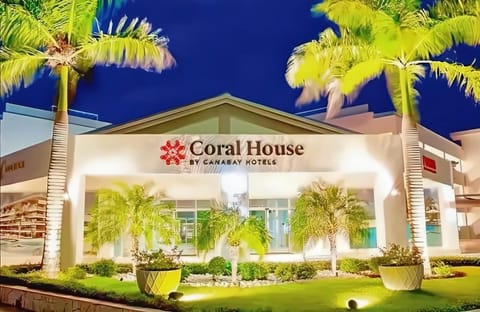 Cana Rock Condos Rock & Roll Theme & Golf Course View - infinity Pool Condominio in Punta Cana