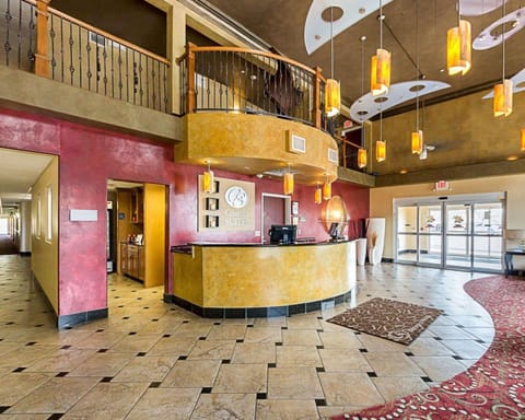 Comfort Suites Airport Hotel in Wichita