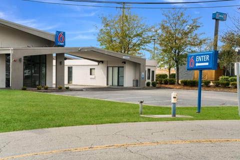 Motel 6-Lexington, KY - Airport Hotel in Lexington