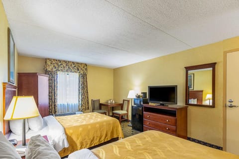Quality Inn & Suites Coldwater near I-69 Hotel in Coldwater