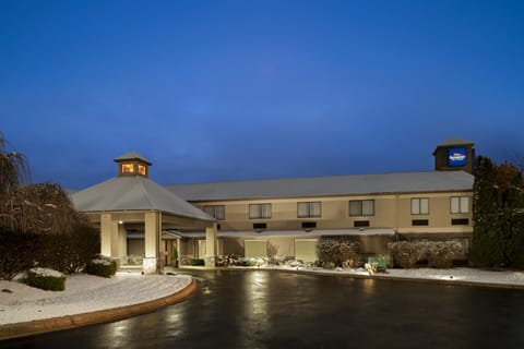 Baymont by Wyndham Belleville Airport Area Free Airport Shuttle Hotel in Ohio