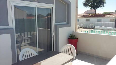 Balcony/Terrace, Pool view, Pool view