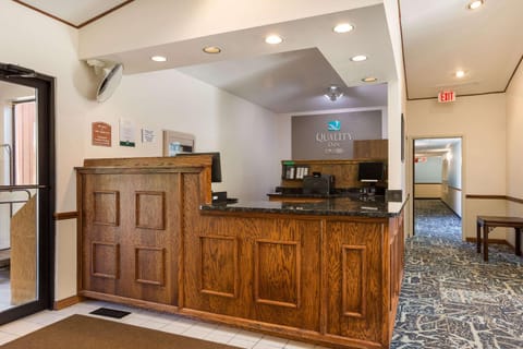 Quality Inn Petoskey-Harbor Springs Hotel in Bear Creek