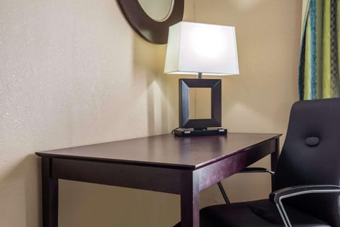 Quality Inn & Suites Arnold Hotel in Ozark Mountains