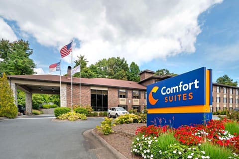 Comfort Suites Boone - University Area Hotel in Boone