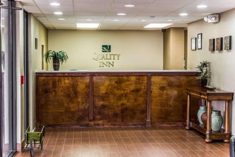 Lobby or reception, On site