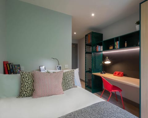 Bed, Photo of the whole room, Bedroom