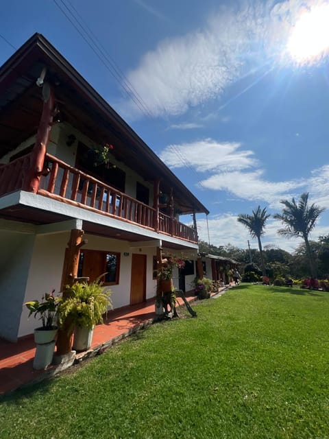 CABAÑA LOS NOGALES Bed and Breakfast in Huila, Colombia