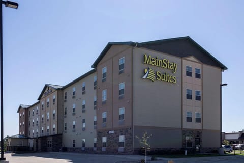MainStay Suites Williston Hotel in Williston