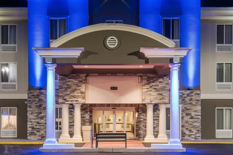 Holiday Inn Express & Suites Philadelphia - Mt Laurel, an IHG Hotel Hotel in Mount Laurel