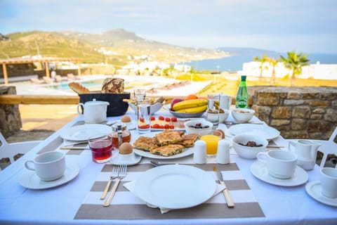 Sea view, Breakfast, Continental breakfast