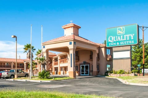 Quality Inn & Suites Las Cruces - University Area Hotel in Mesilla