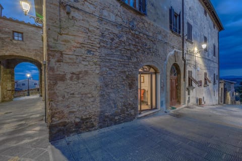 La Rocca Aparthotel in Gambassi Terme