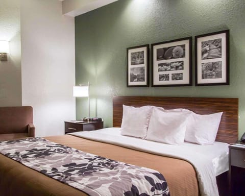 Sleep Inn & Suites Buffalo Airport Cheektowaga Hotel in Cheektowaga