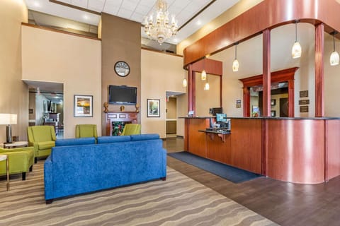 Comfort Suites South Point - Huntington Hotel in Huntington