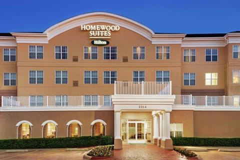 Homewood Suites by Hilton Dallas-DFW Airport N-Grapevine Hotel in Grapevine