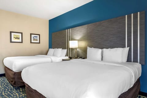 Comfort Inn & Suites Pauls Valley - City Lake Hotel in Oklahoma