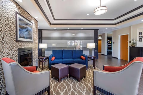 Comfort Inn & Suites Glenpool Hotel in Jenks
