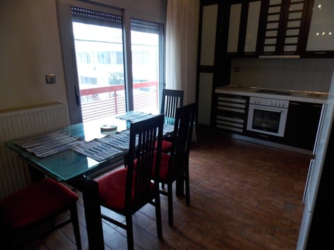 Dining area, Communal kitchen